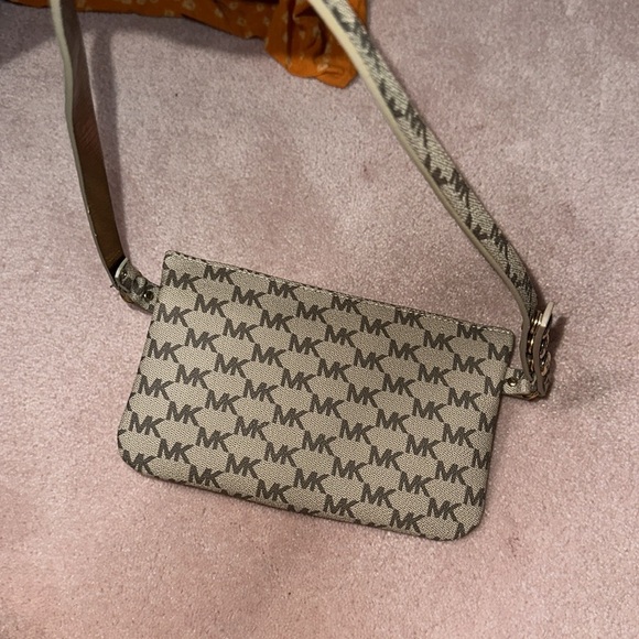 MICHAEL Michael Kors Belt Bag Fanny Pack MK Logo NWOT - Picture 7 of 8